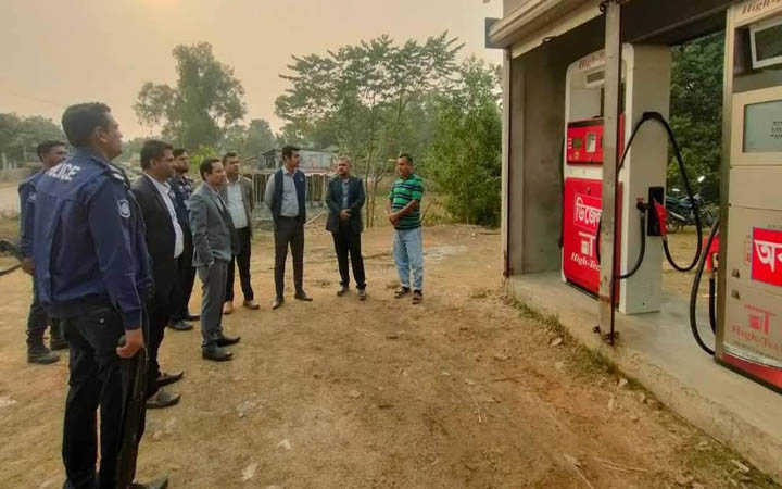 গাজীপুরে তেলের পাম্পে অভিযান, জরিমানা ৮০ হাজার টাকা